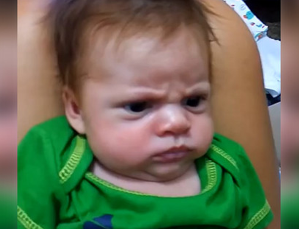 Δείτε το πιο θυμωμένο μωρό στον κόσμο